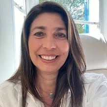 Dra. Carla Vasconcelos