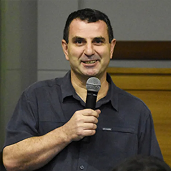 Dr. Eraldo Zanella