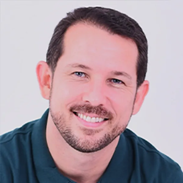 Esp. Leandro Trindade