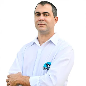 Esp. Adriano Seddon