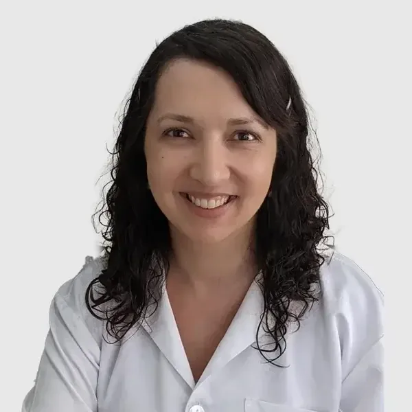 Dra. Flavia Barros