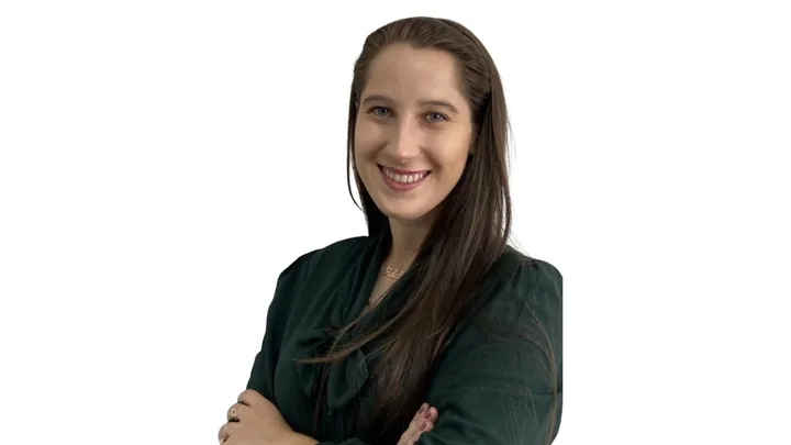 Me. Rafaela Faresin Pastório