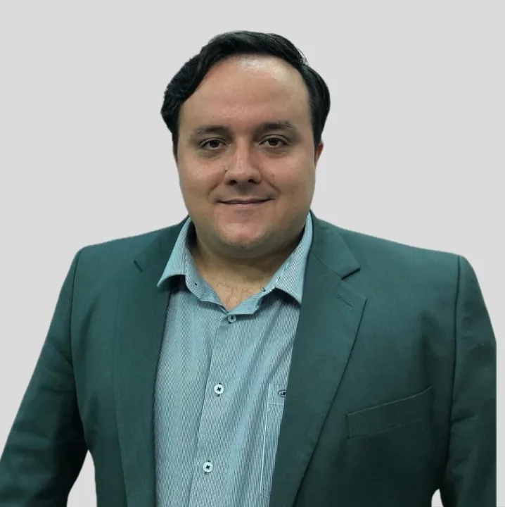Me. Humberto Cunha