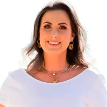 Me. Gabriela T. K. Bittencourt